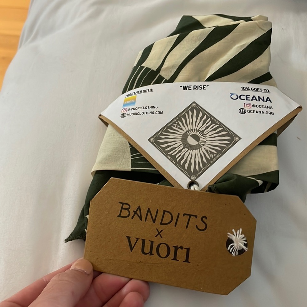 Vuori Scarf